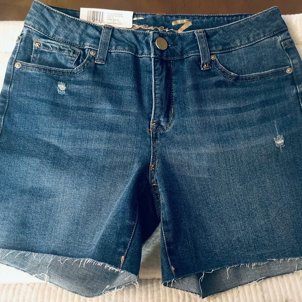 SEVEN WEEKEND DENIM SHORT - NWT